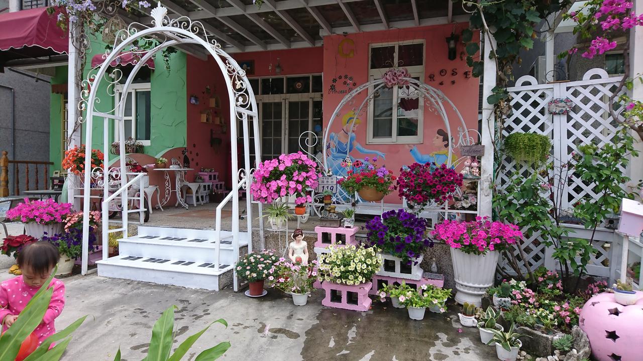 Rose Castle Apartment Taitung Ngoại thất bức ảnh
