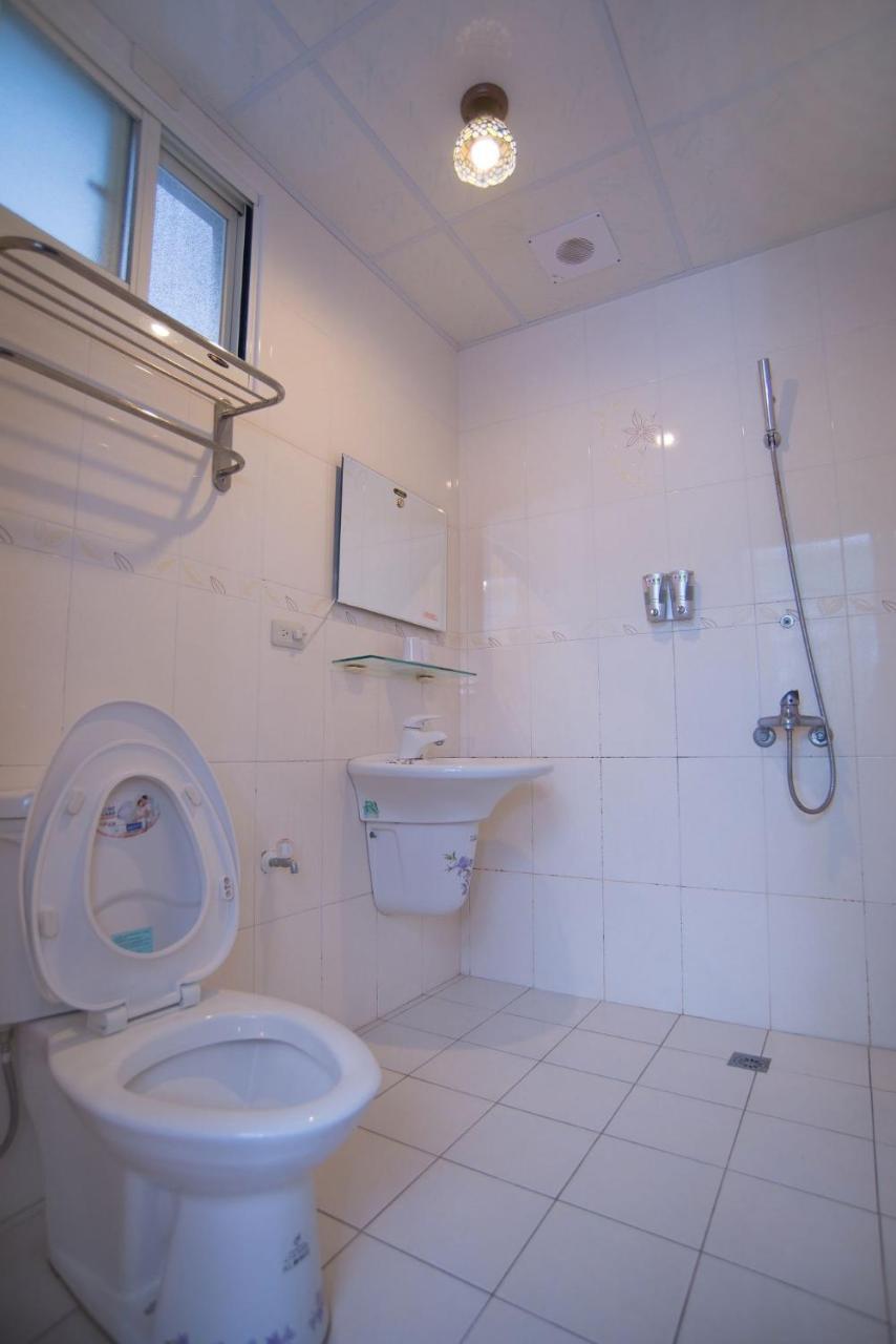 Rose Castle Apartment Taitung Ngoại thất bức ảnh
