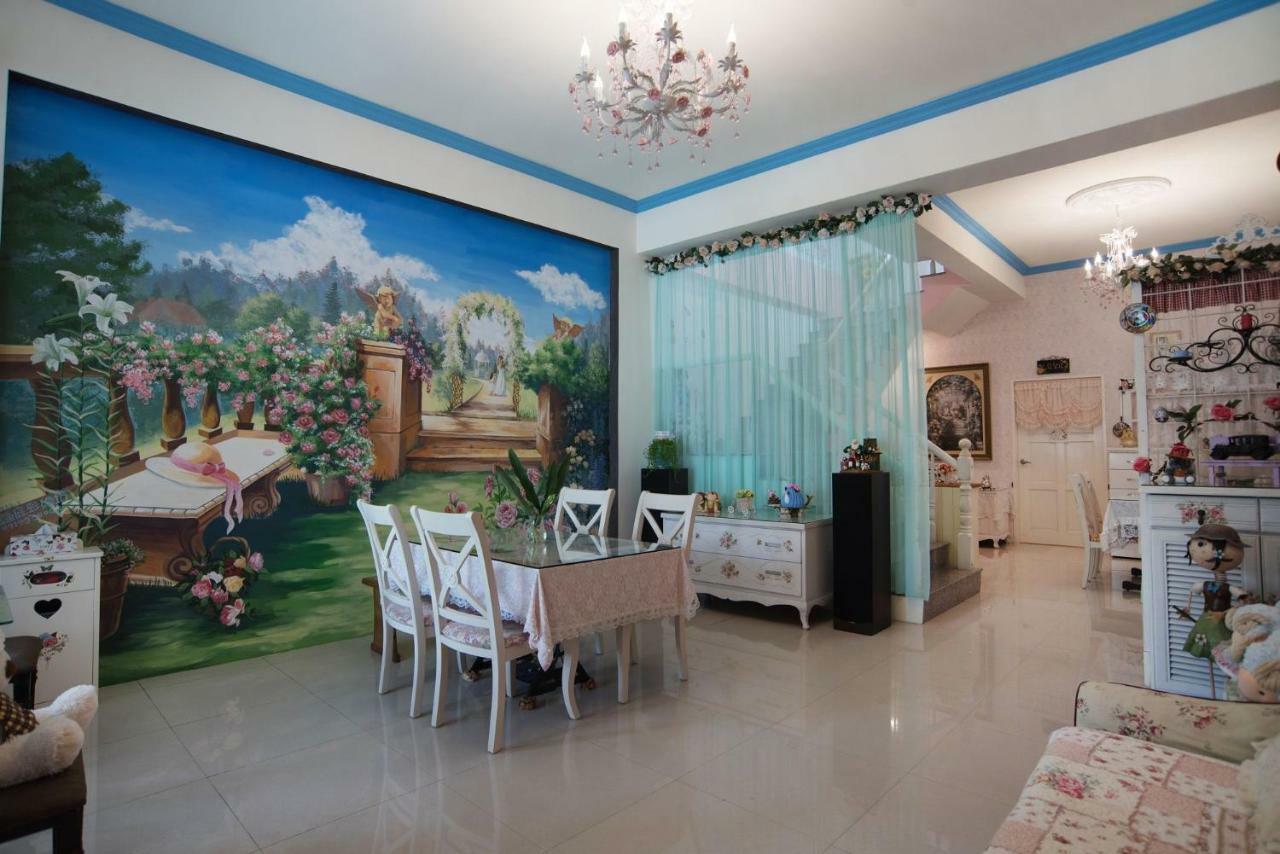 Rose Castle Apartment Taitung Ngoại thất bức ảnh