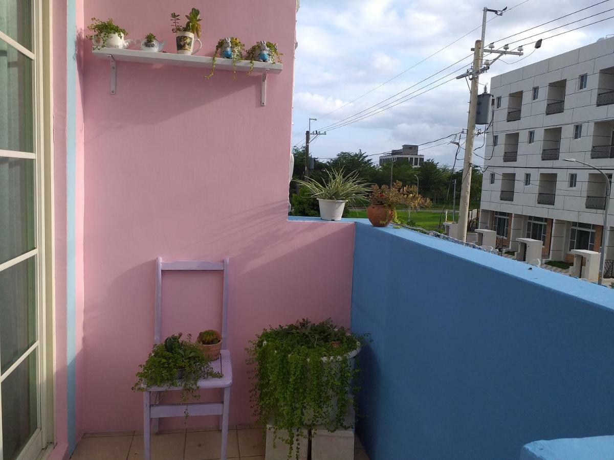 Rose Castle Apartment Taitung Ngoại thất bức ảnh